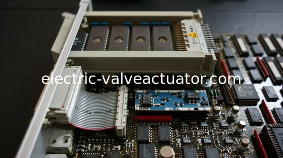 良い価格 SIEMENS PT20M Panelboard 6DD1606-1AD0 250A 208Y/120V オンライン